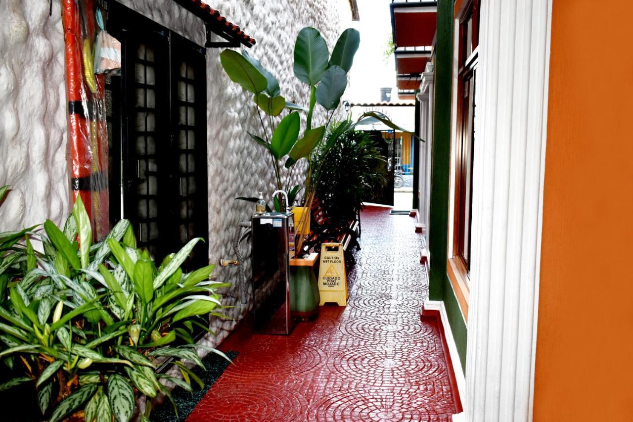 Apartahotel Tierras Amazonicas Летисия Екстериор снимка